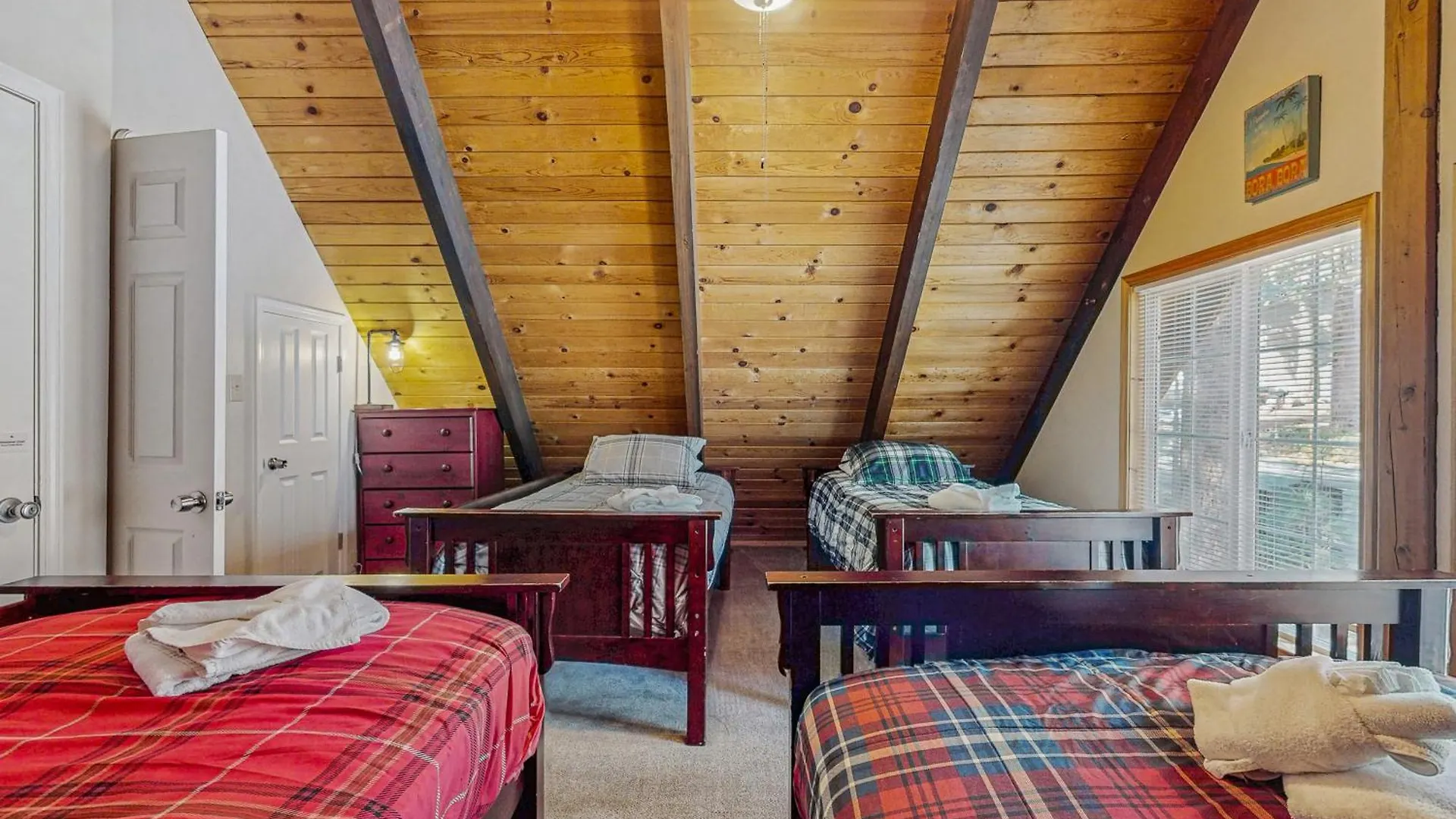 Charming Tahoe Chalet South Lake Tahoe