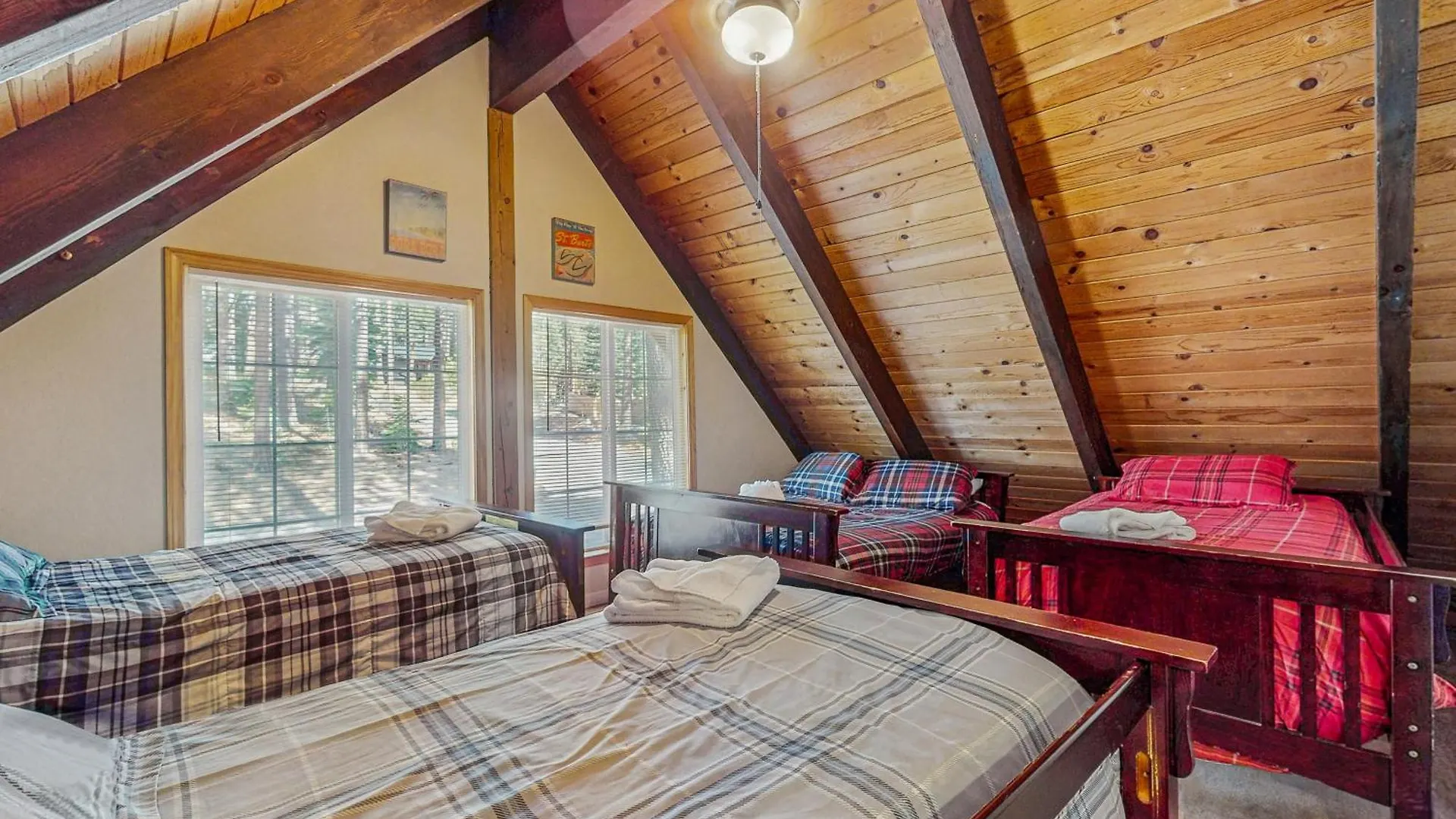 Charming Tahoe Chalet South Lake Tahoe