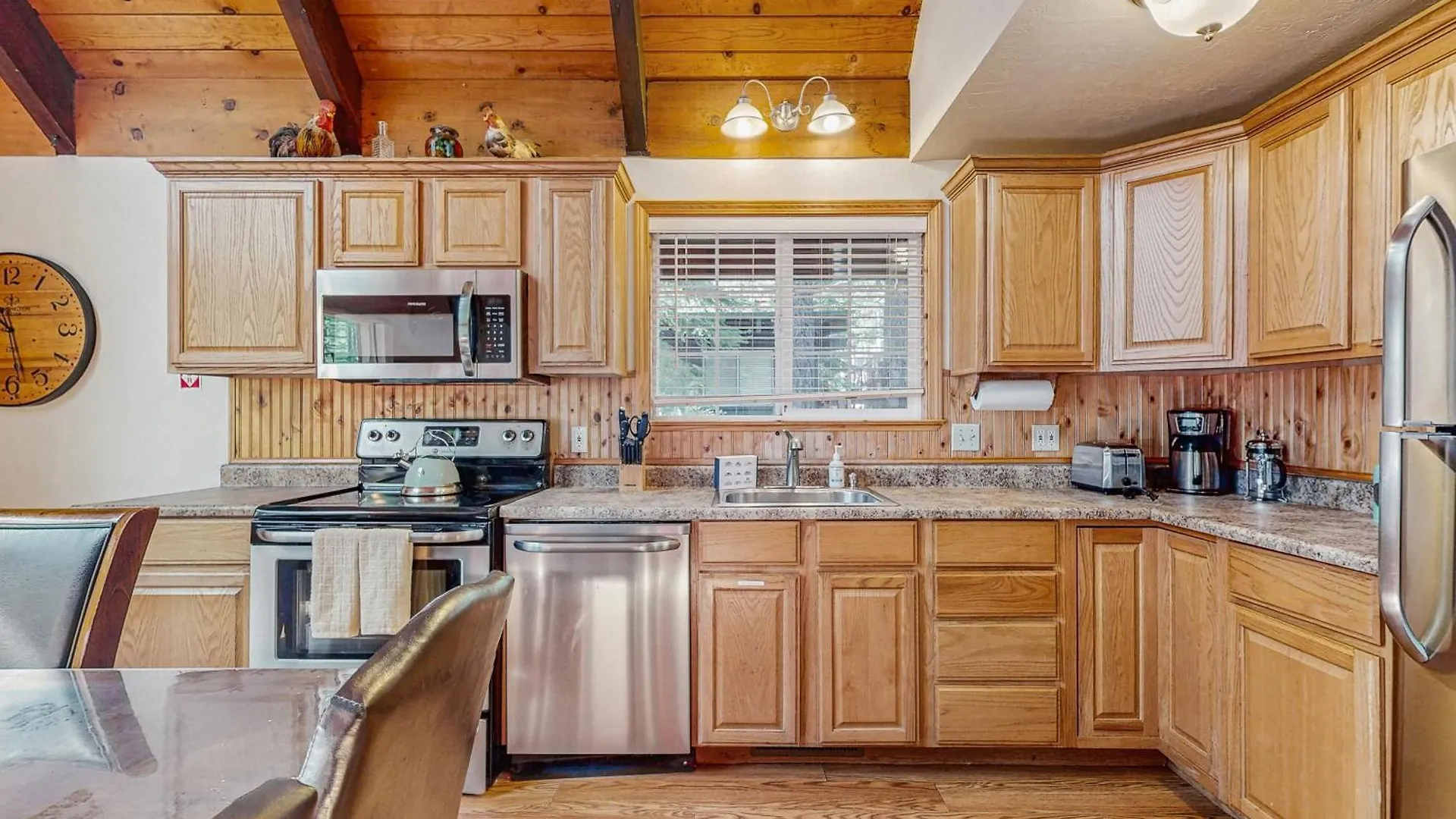 Charming Tahoe Chalet South Lake Tahoe