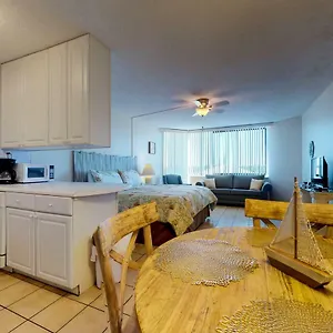 the-top-of-the-gulf-606.panamacity-beachhotels.com/